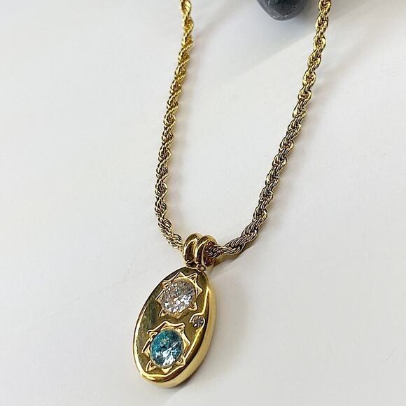 Free People Jewelry - NEW Gold & Blue Crystal Pendant Necklace